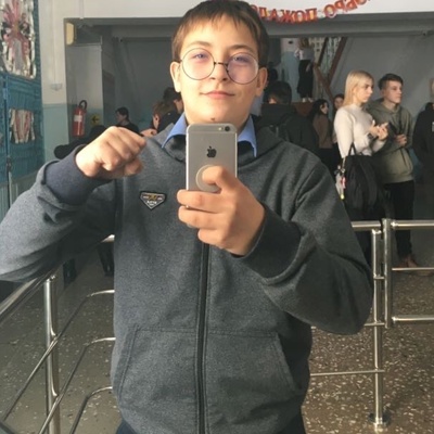 Арсений Ефимов