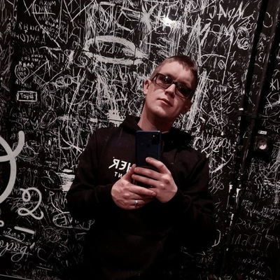 Евгений Комаров