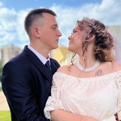 Максим Зверев